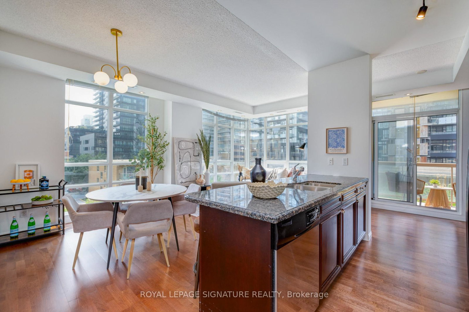900-mount-pleasant-road-toronto-ontario-c12462447
