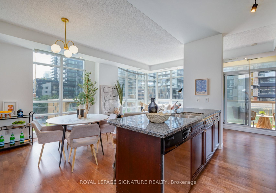 900-mount-pleasant-road-toronto-ontario-c12462447