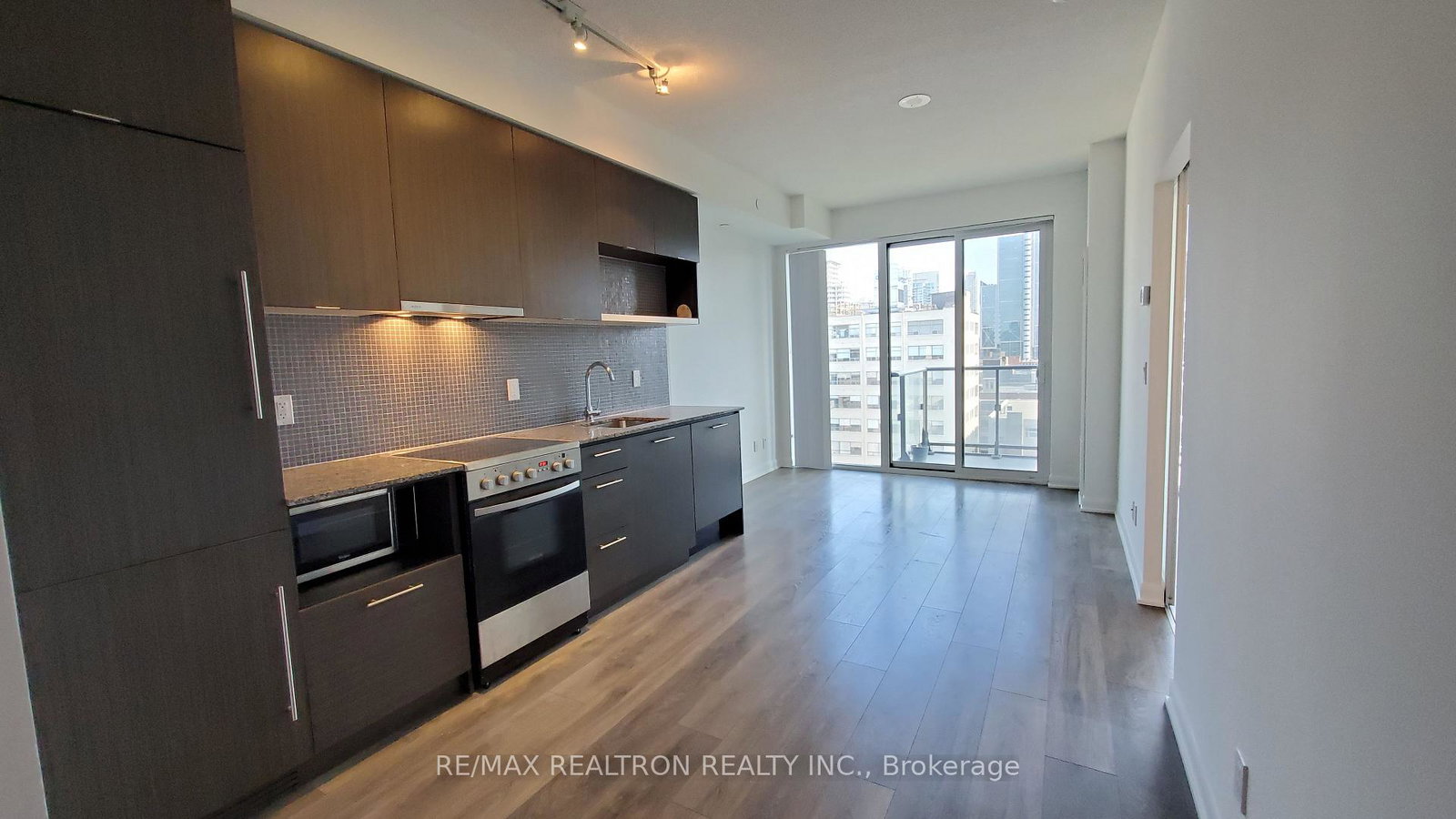 435-richmond-street-w-toronto-ontario-c12462509