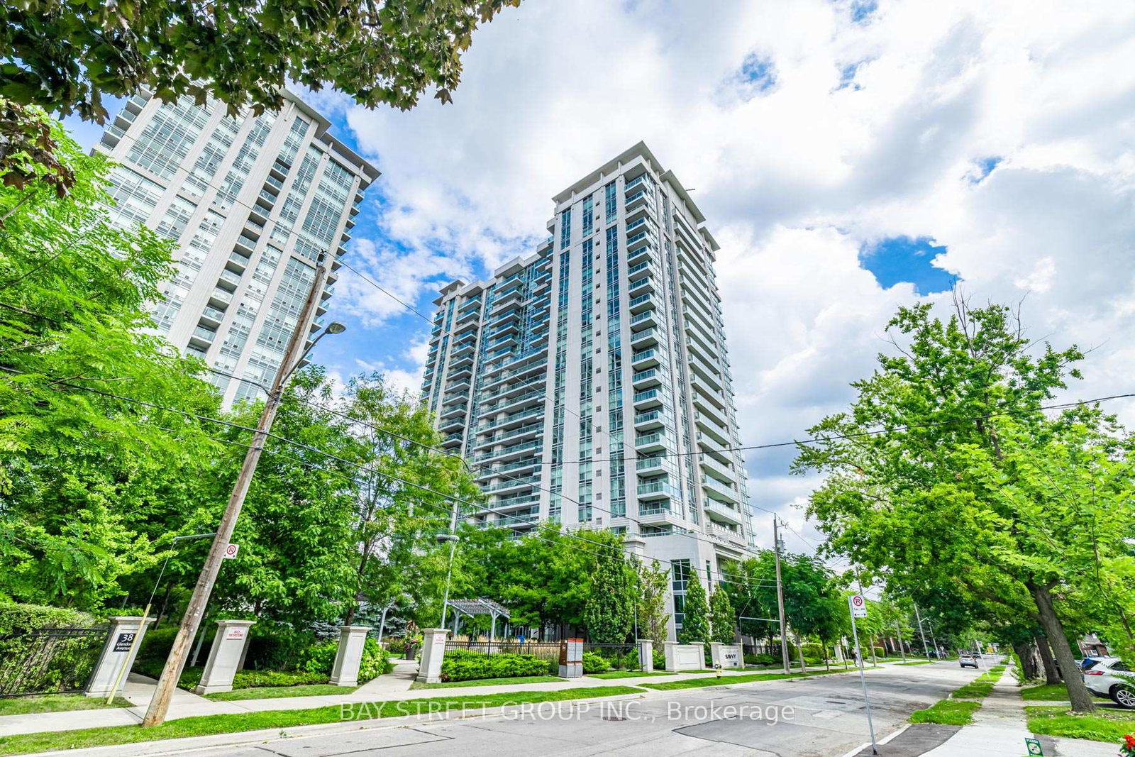 17-anndale-drive-north-york-ontario-c12462511