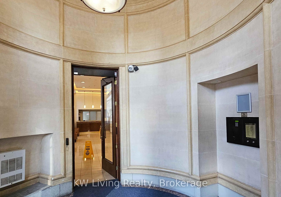 230-king-street-e-toronto-ontario-c12462708