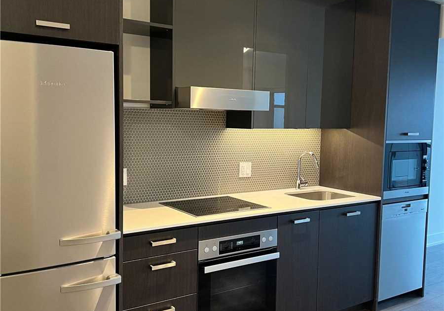 11-lillian-street-toronto-ontario-c12462826