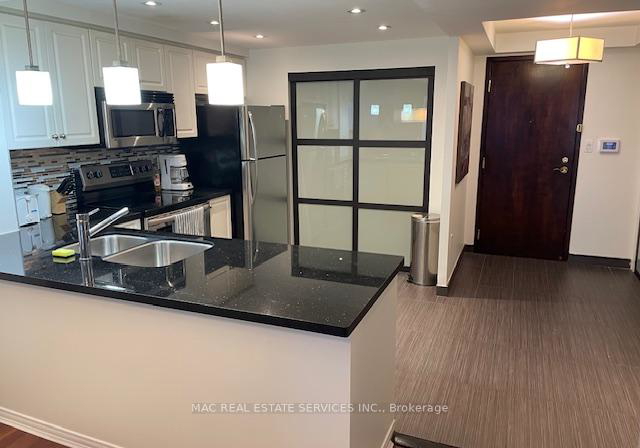 28-hollywood-avenue-north-york-ontario-c12462978