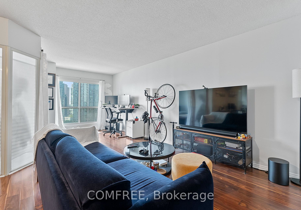 25-the-esplanade-toronto-ontario-c12463025