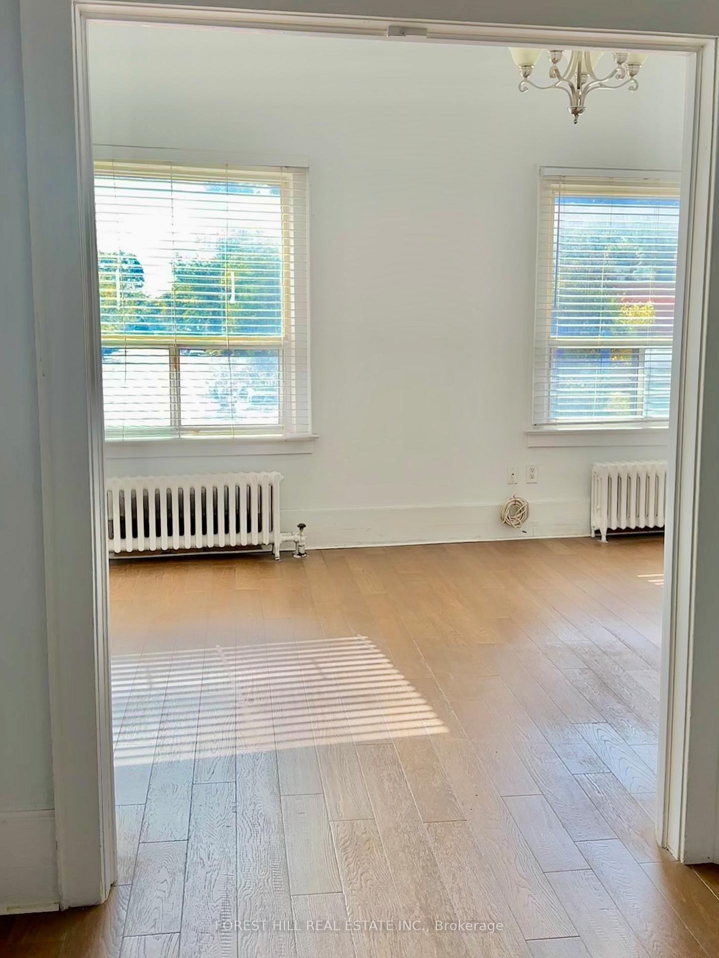 280-eglinton-avenue-w-toronto-ontario-c12463085