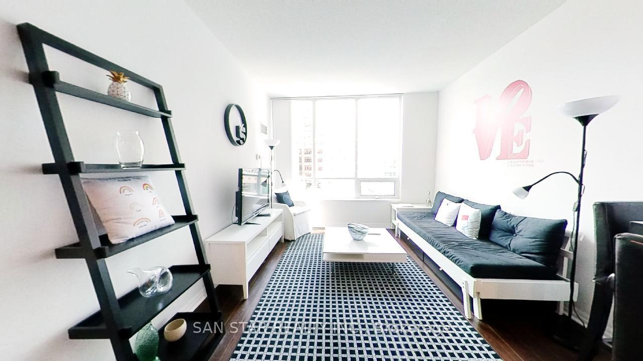 16-yonge-street-toronto-ontario-c12463648