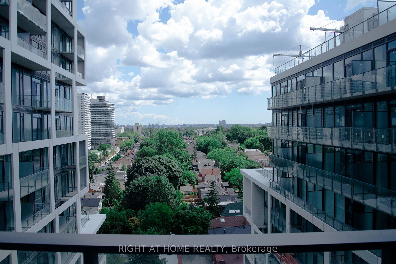 soudan-avenue-toronto-ontario-c12463741