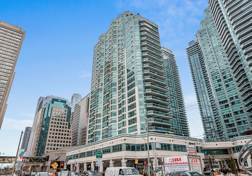 10-queens-quay-w-toronto-ontario-c12463783