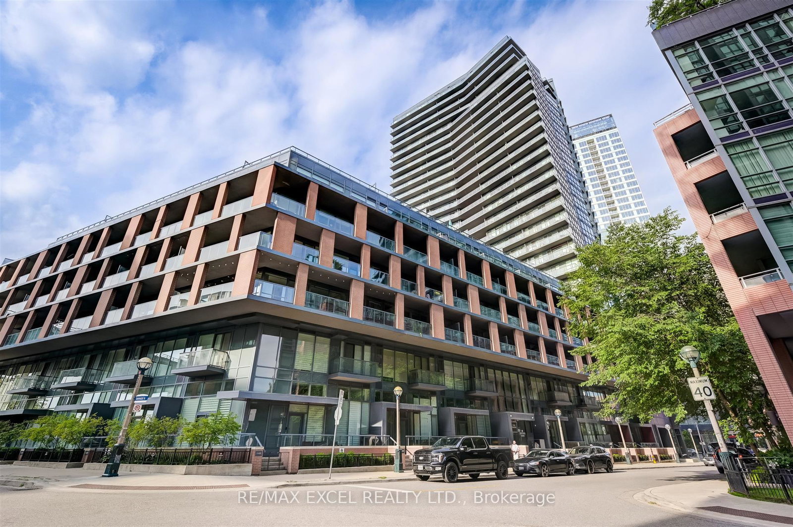 20-bruyeres-mews-toronto-ontario-c12464113