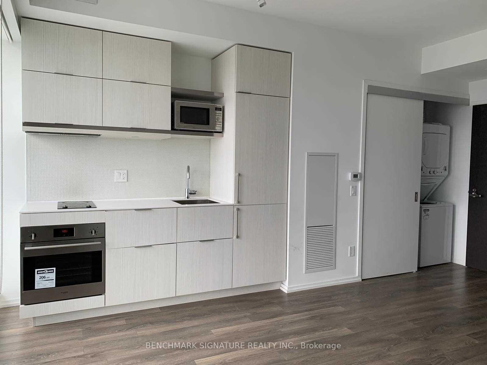 197-yonge-street-toronto-ontario-c12464148