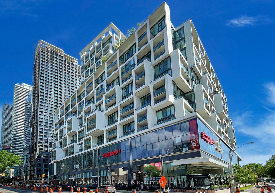 5-soudan-avenue-toronto-ontario-c12464270