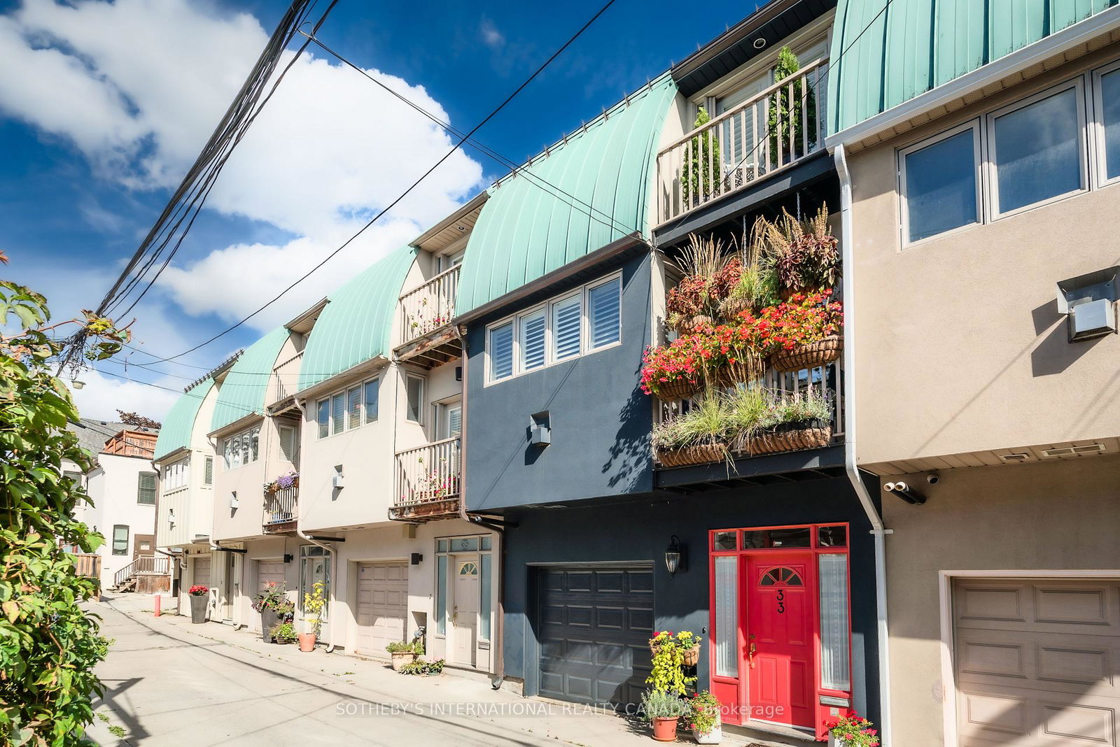 33-broadcast-lane-toronto-ontario-c12464386
