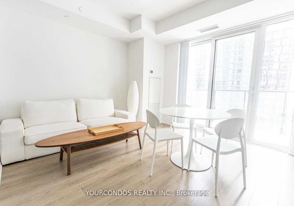 8-widmer-street-toronto-ontario-c12464476
