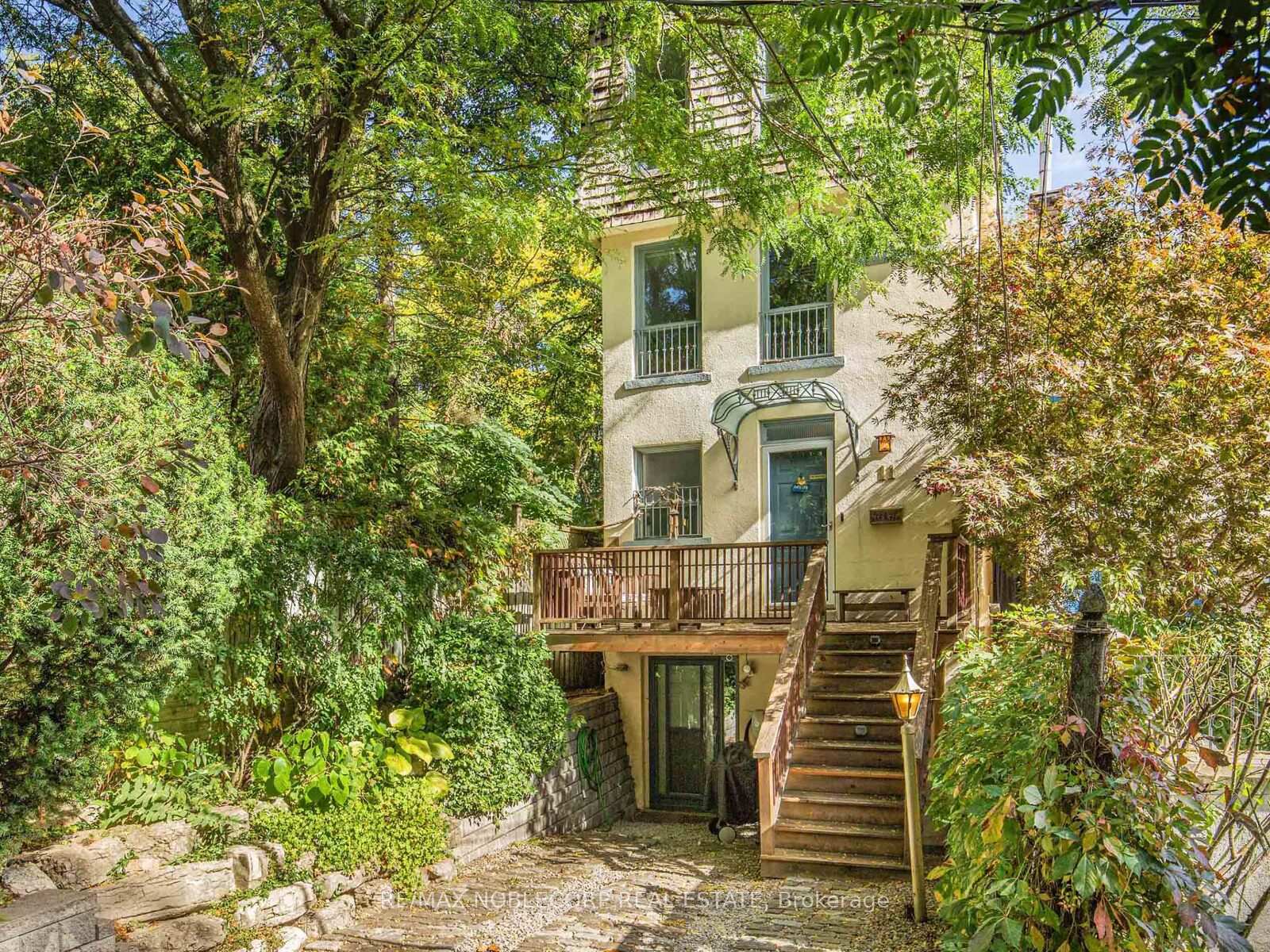 11-hill-crest-avenue-toronto-ontario-c12464555