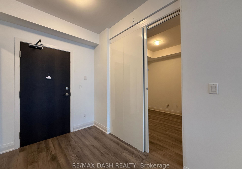 50-bruyeres-mews-toronto-ontario-c12464584
