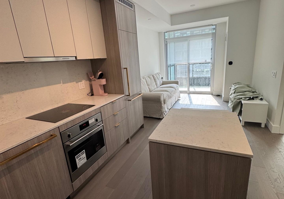 6-greenbriar-road-north-york-ontario-c12464594