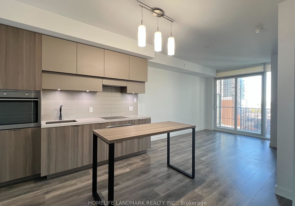 8-eglinton-avenue-e-toronto-ontario-c12464657
