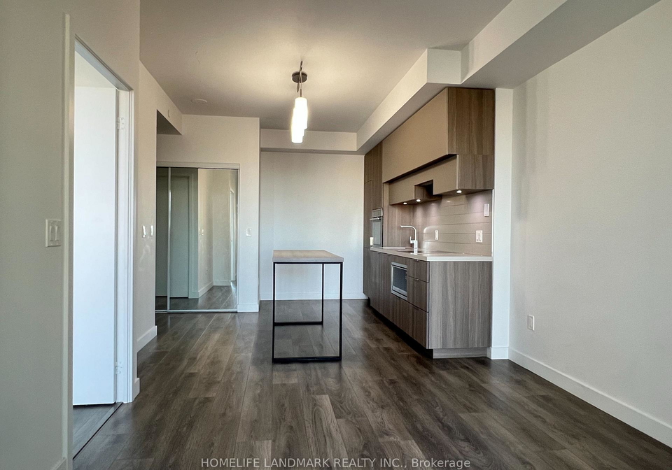 8-eglinton-avenue-e-toronto-ontario-c12464657
