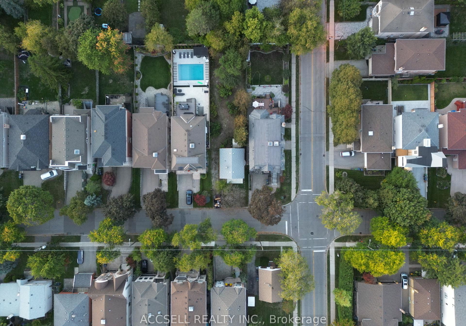 228-byng-avenue-north-york-ontario-c12464676