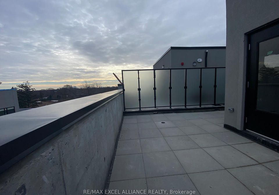 861-sheppard-avenue-w-toronto-ontario-c12465225