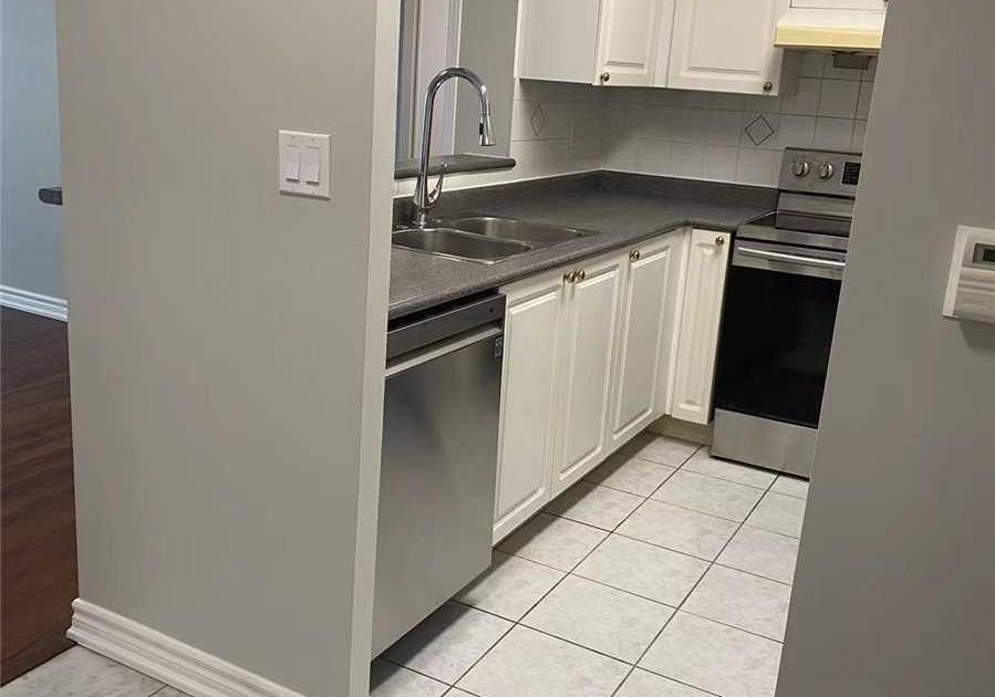 39-pemberton-avenue-north-york-ontario-c12465414