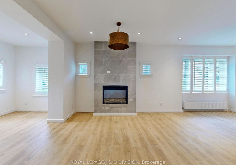 17-humewood-drive-toronto-ontario-c12465462
