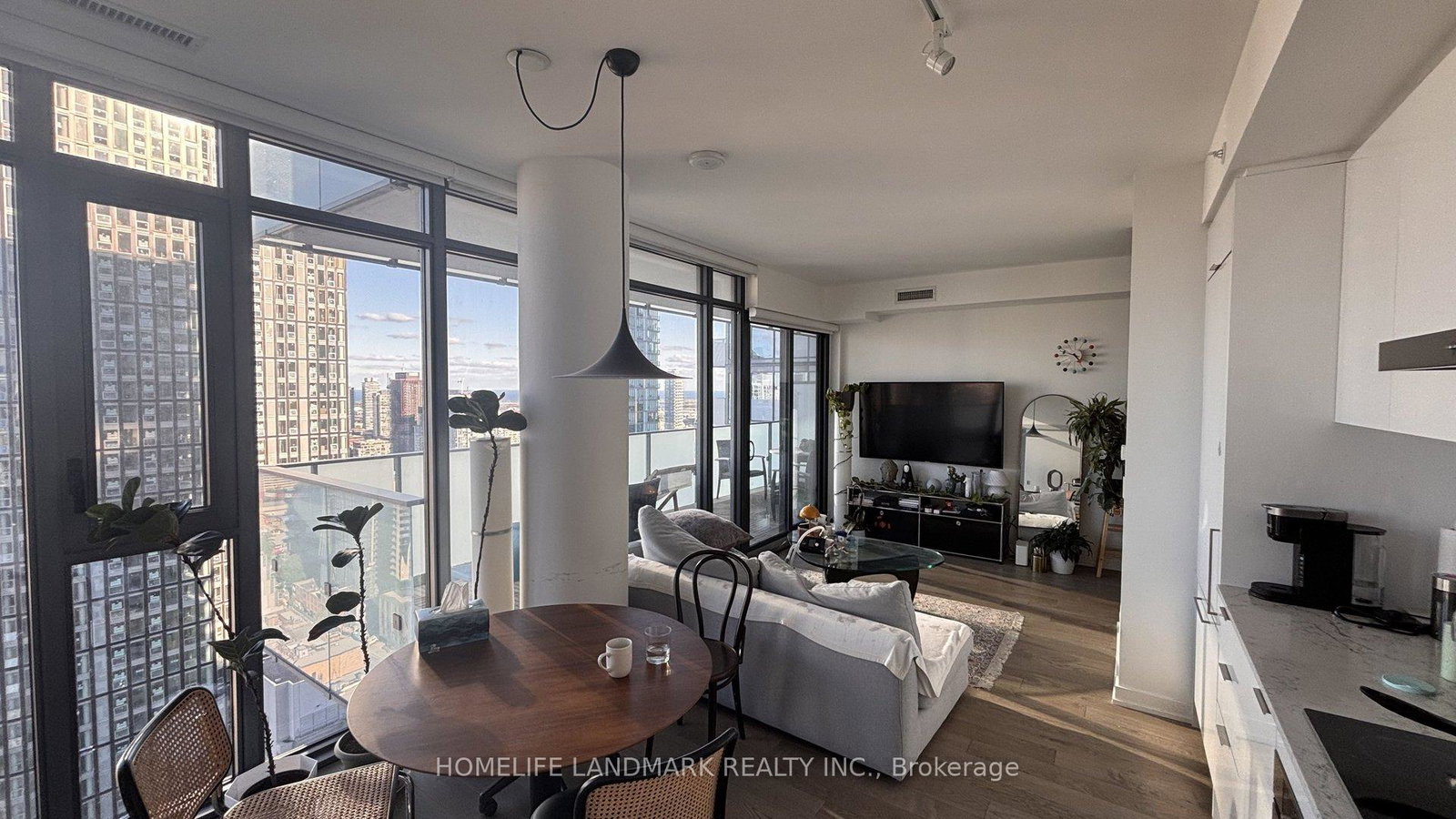 20-lombard-street-toronto-ontario-c12465534
