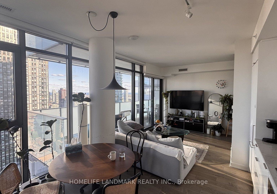 20-lombard-street-toronto-ontario-c12465534