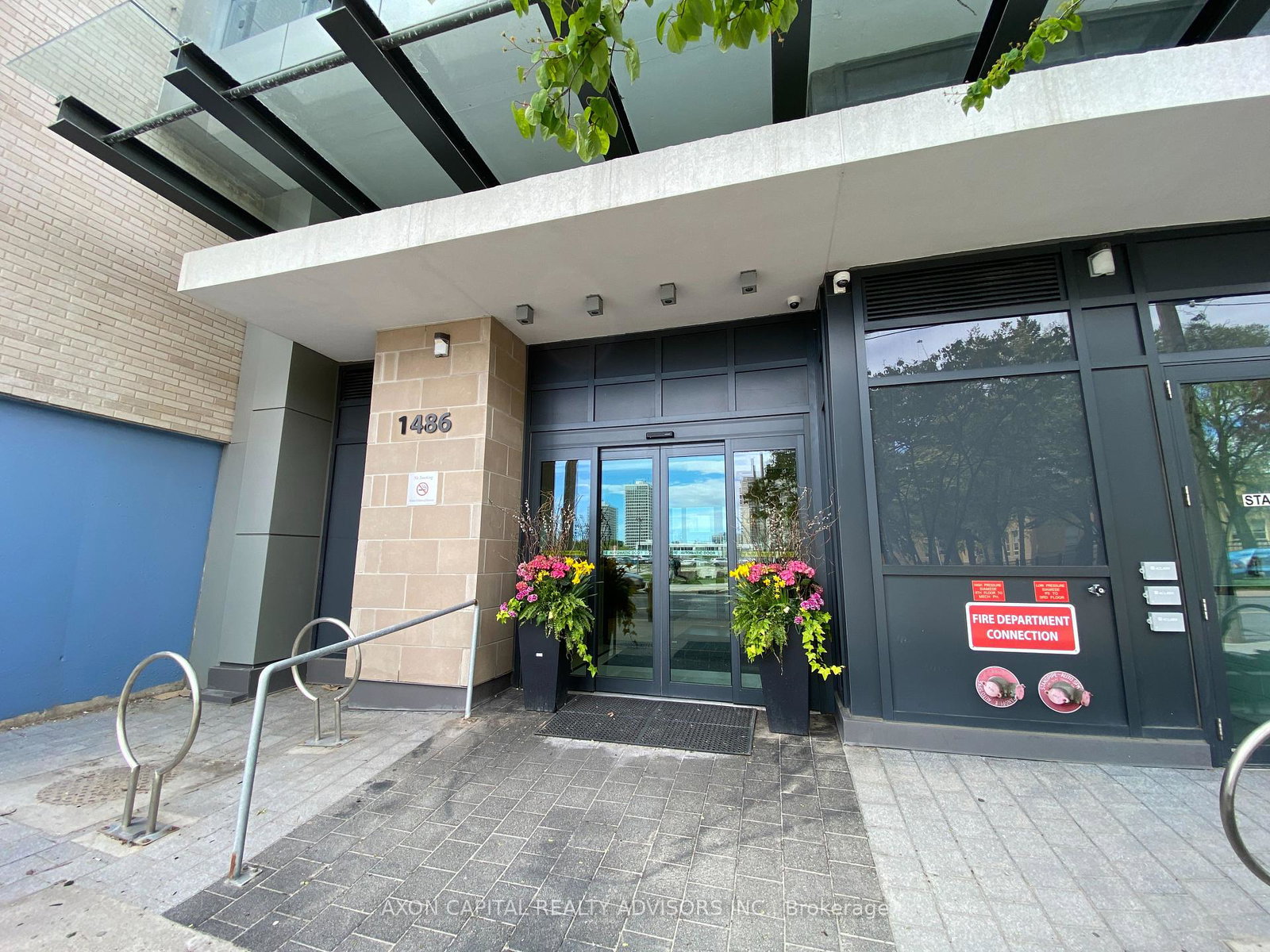 1486-bathurst-street-toronto-ontario-c12465705