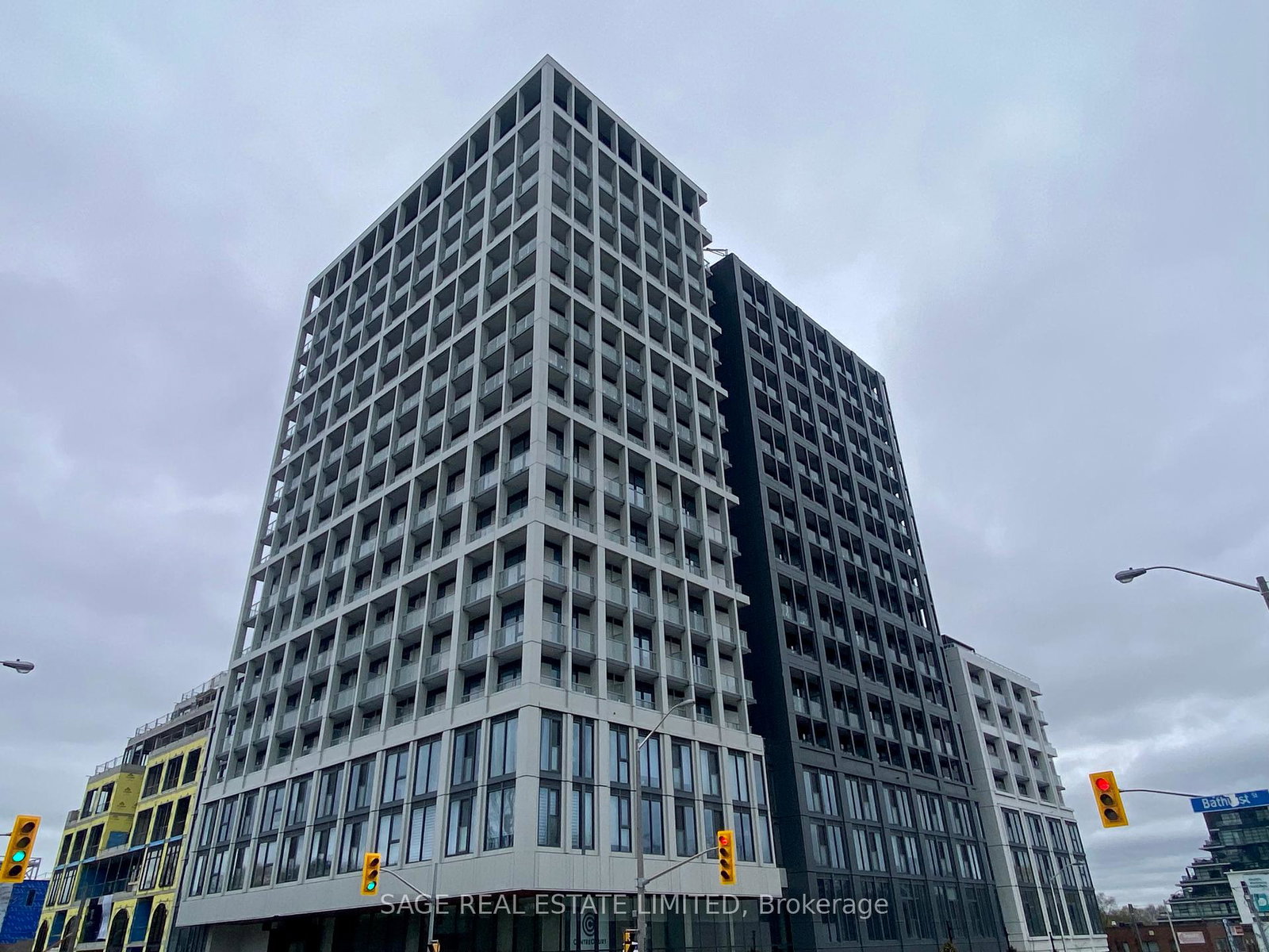 2020-bathurst-street-toronto-ontario-c12465797