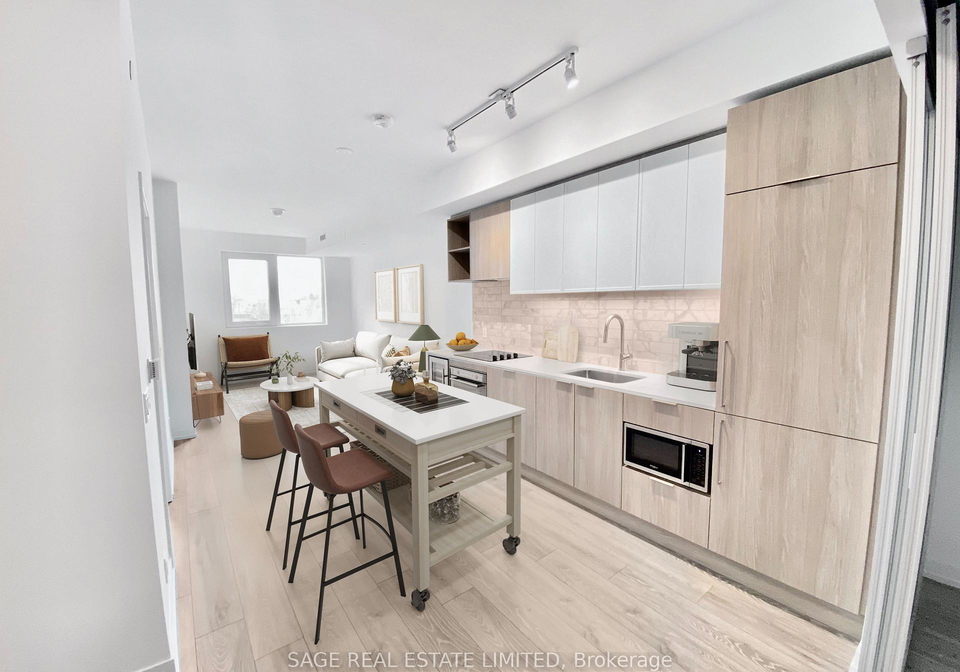 2020-bathurst-street-toronto-ontario-c12465797