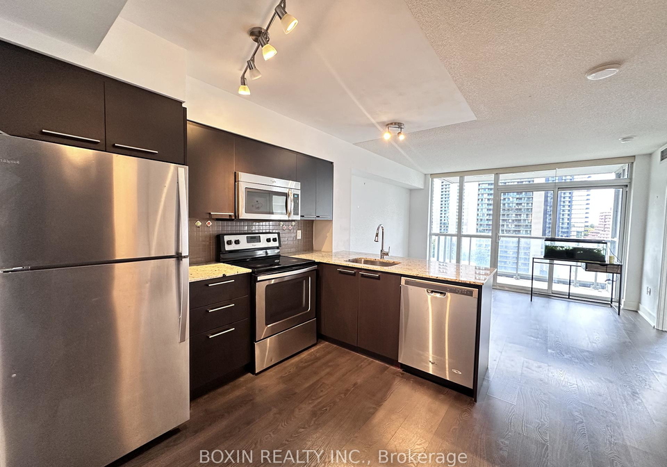 88-sheppard-avenue-e-north-york-ontario-c12465831