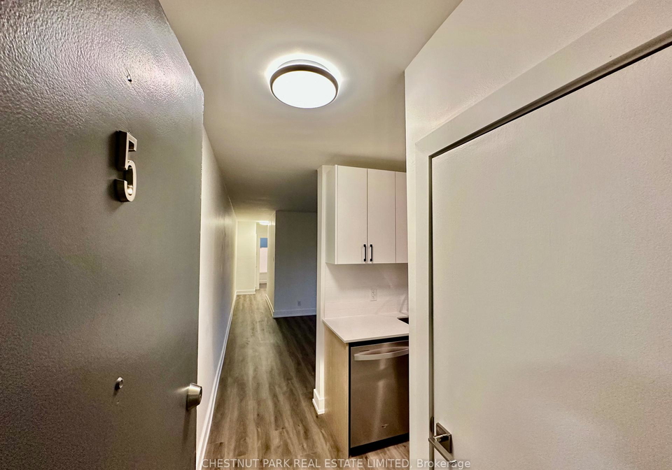 1-wingreen-court-north-york-ontario-c12465900