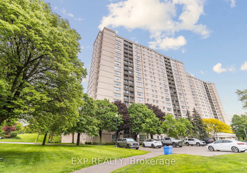 5-parkway-forest-drive-north-york-ontario-c12466286