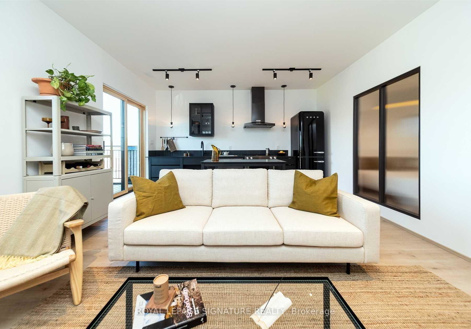 36-geary-avenue-toronto-ontario-c12466503