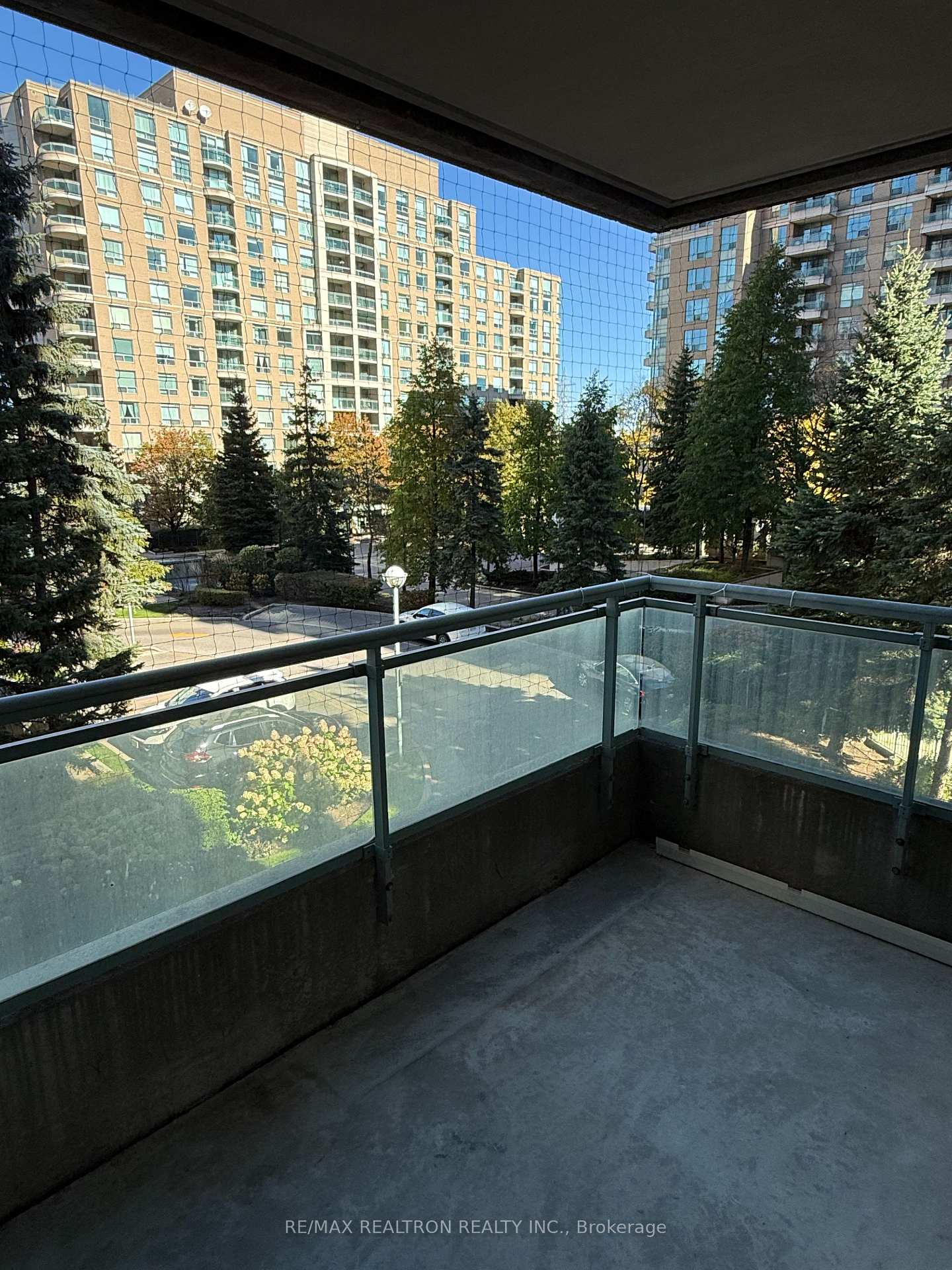 3-pemberton-avenue-north-york-ontario-c12466530