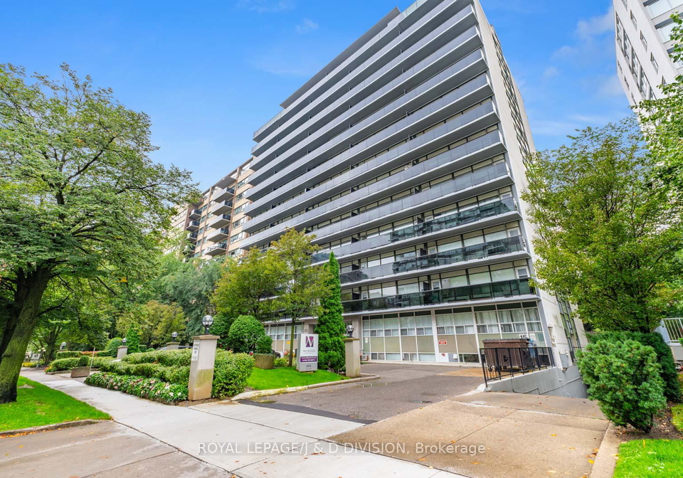 494-avenue-road-toronto-ontario-c12466598