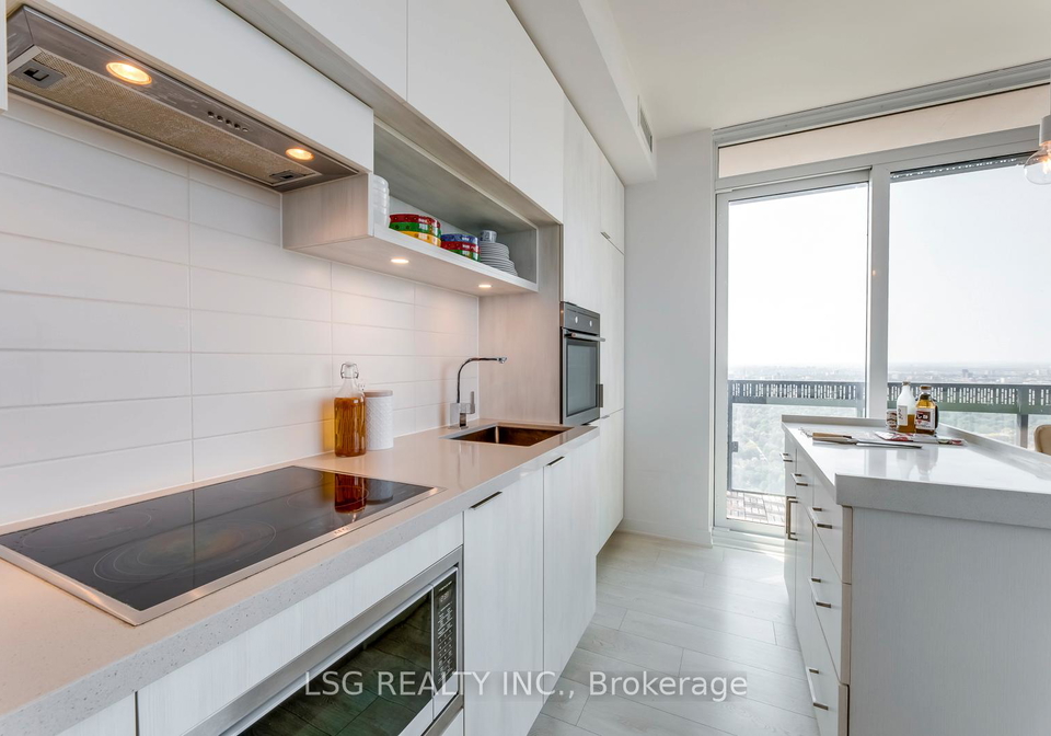 8-eglinton-avenue-e-toronto-ontario-c12466677