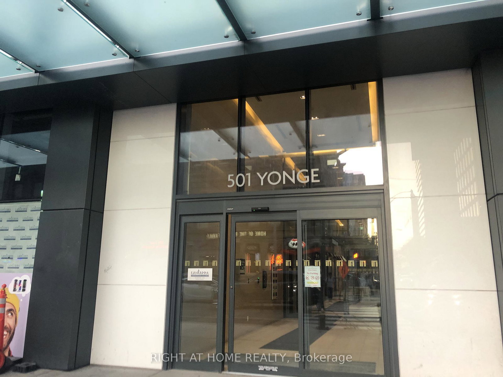 501-yonge-street-toronto-ontario-c12466919