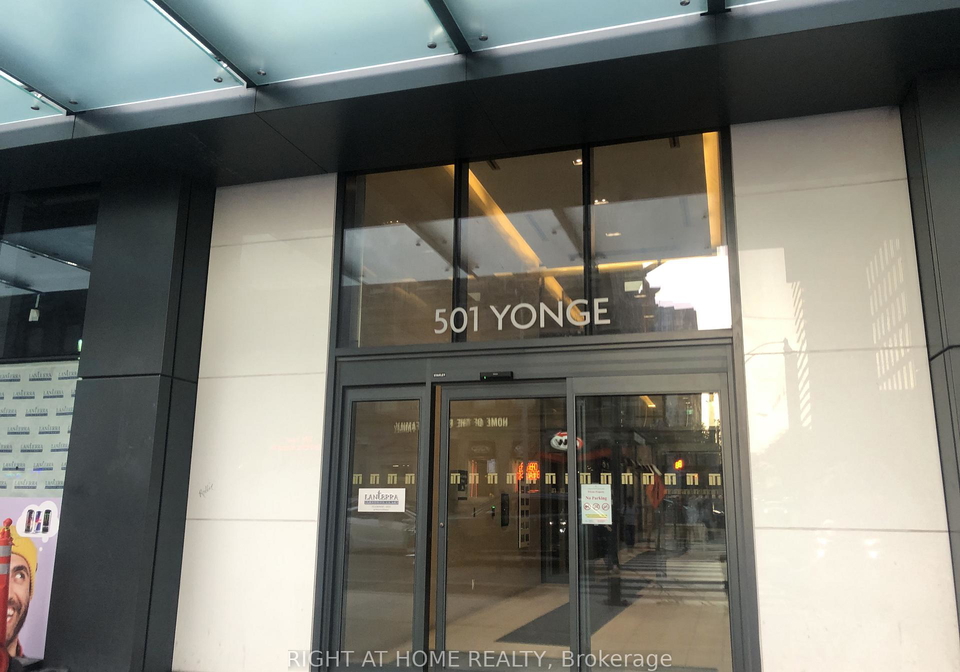 501-yonge-street-toronto-ontario-c12466919