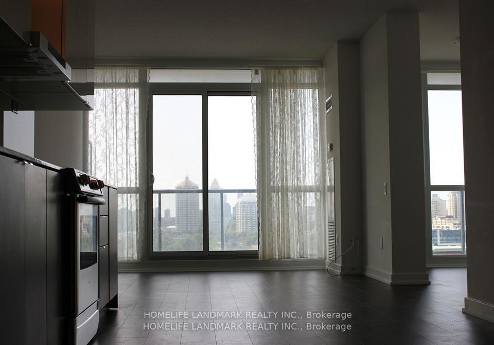 121-mcmahon-drive-north-york-ontario-c12466954