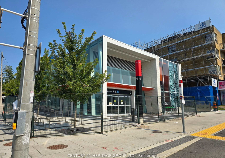2020-bathurst-street-toronto-ontario-c12467088