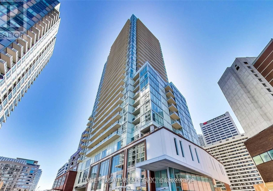 33-helendale-avenue-toronto-ontario-c12467242