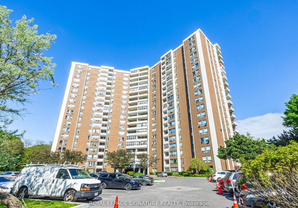 60-pavane-linkway-east-york-ontario-c12467613