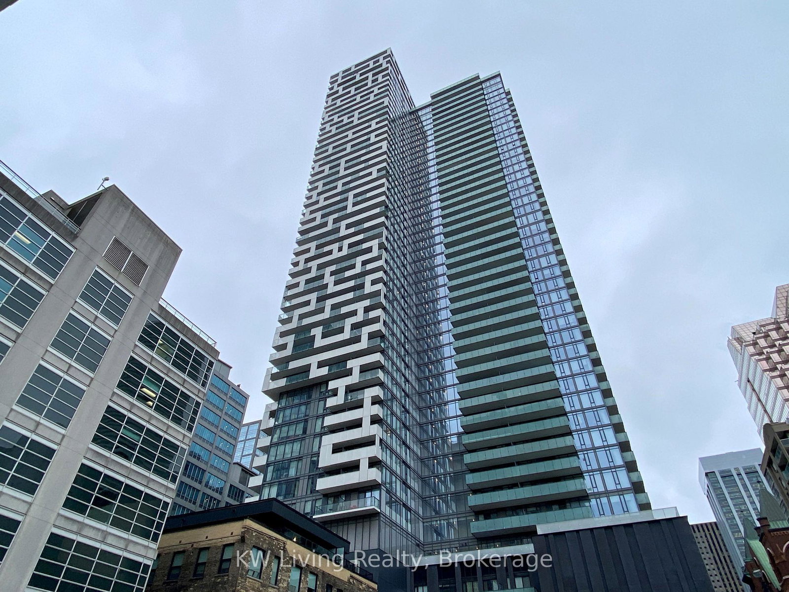 25-richmond-street-e-toronto-ontario-c12467666