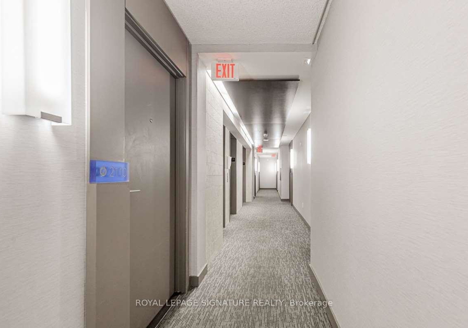 72-esther-shiner-boulevard-north-york-ontario-c12467687