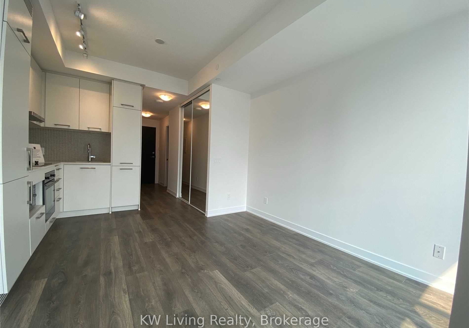 87-peter-street-toronto-ontario-c12467744