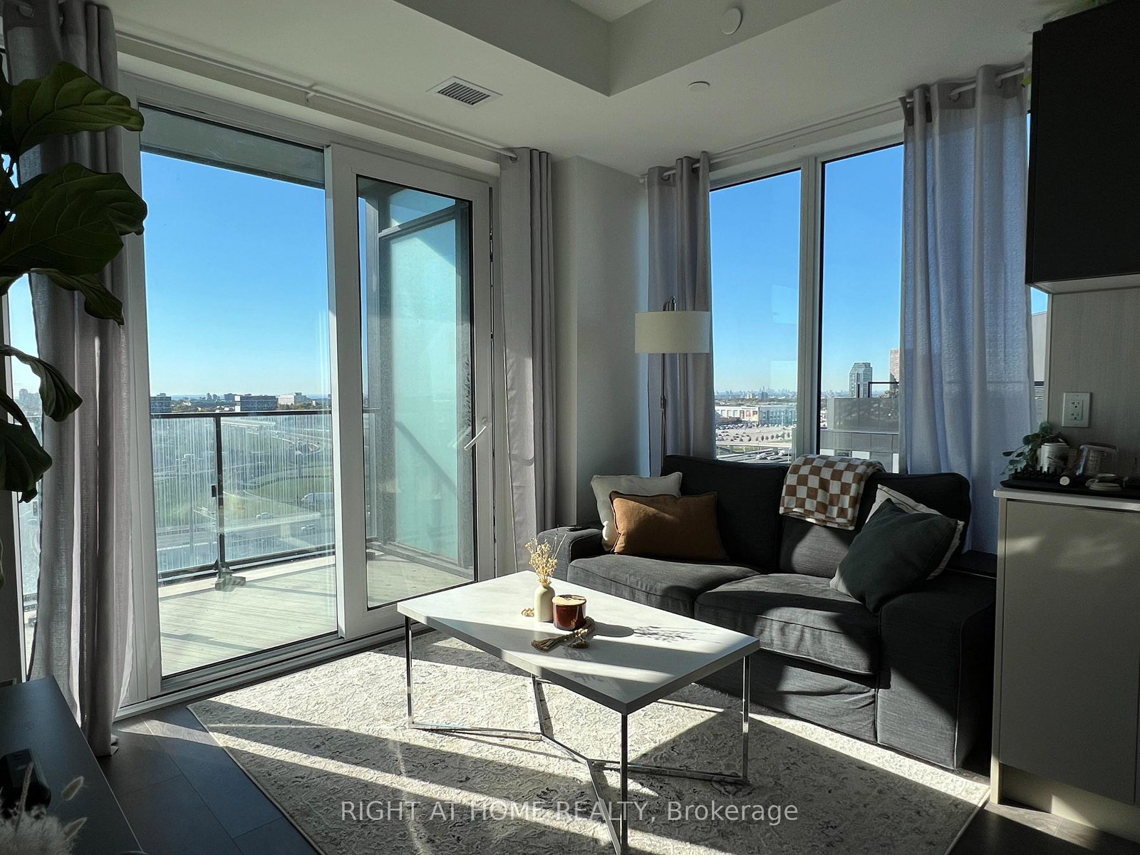 8-tippett-road-toronto-ontario-c12467790