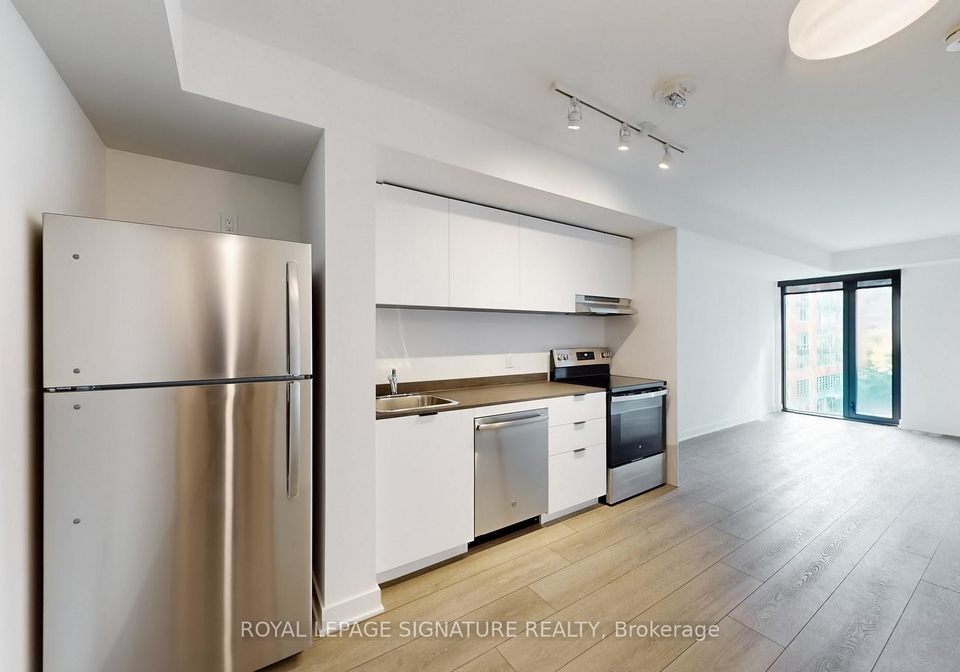 61-charles-street-e-toronto-ontario-c12467877
