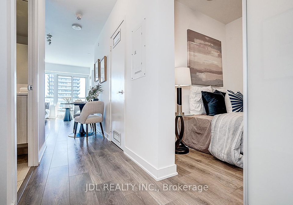 195-redpath-avenue-toronto-ontario-c12467894